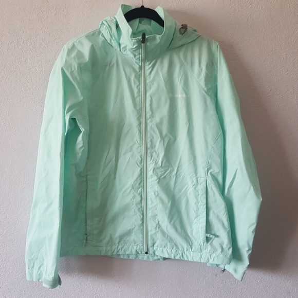 columbia windbreaker green